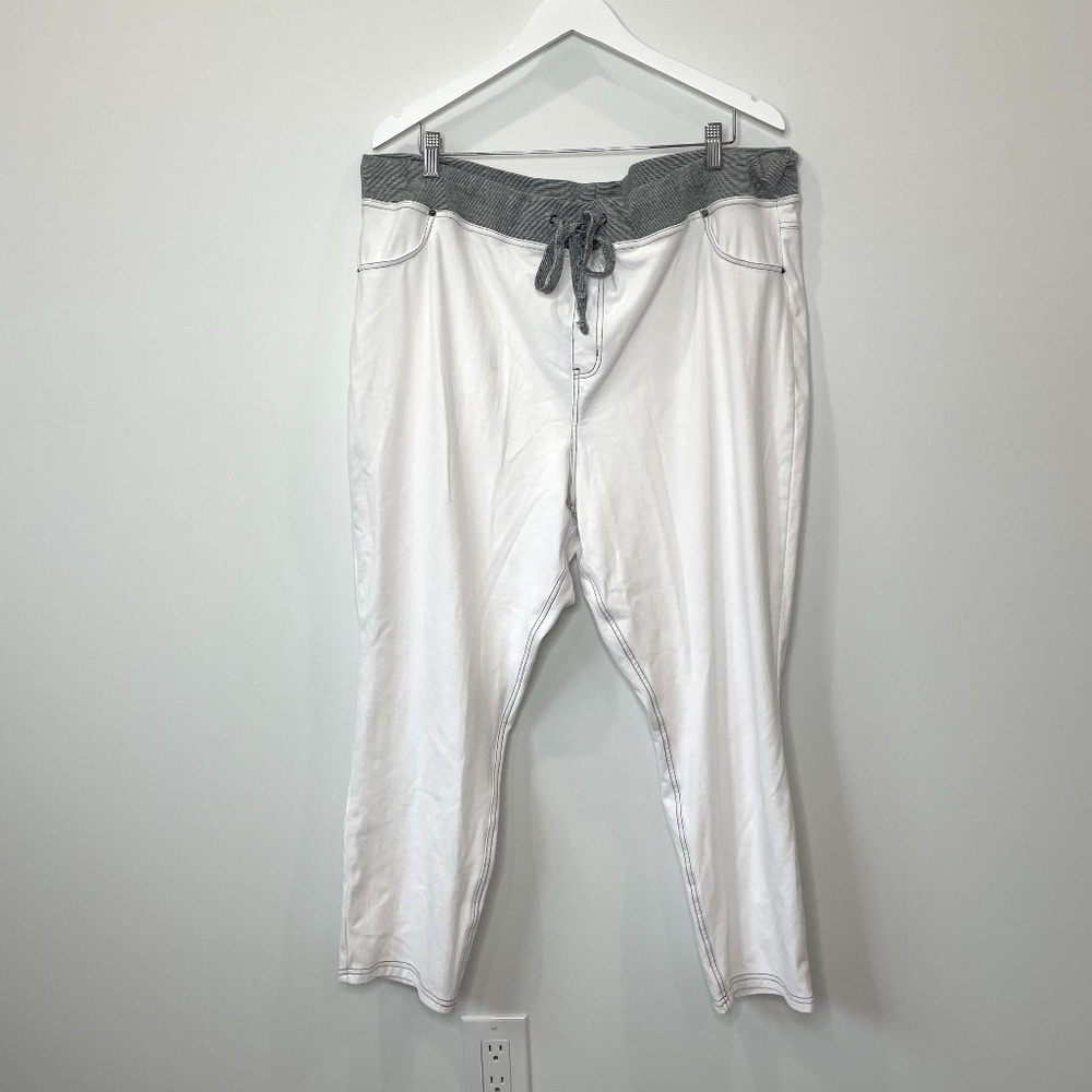 HUE White Stretchy Sweatshirt Denim Capris Leggings - 3X